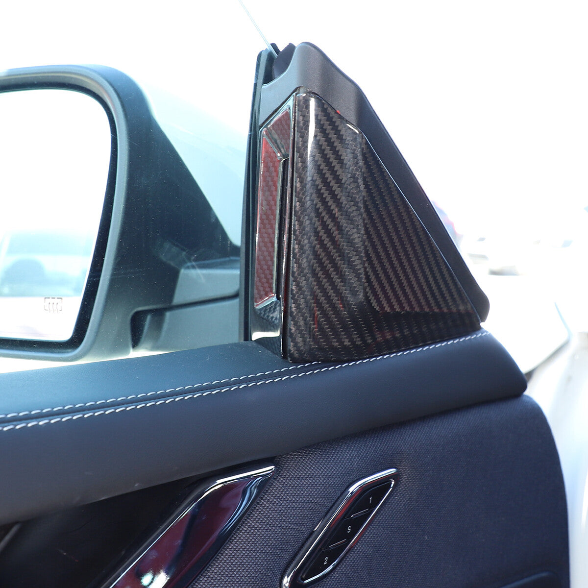 Real carbon fiber For Maserati Ghibli 2014-2022 Inner A-pillar horn cover trim 6