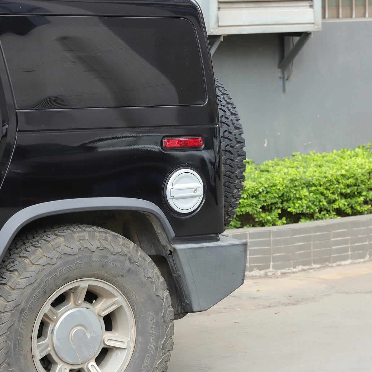 Silver Alloy Fuel Tank Cap Anti-theft Lock Cover Trim For Hummer H2 2003-2009 3