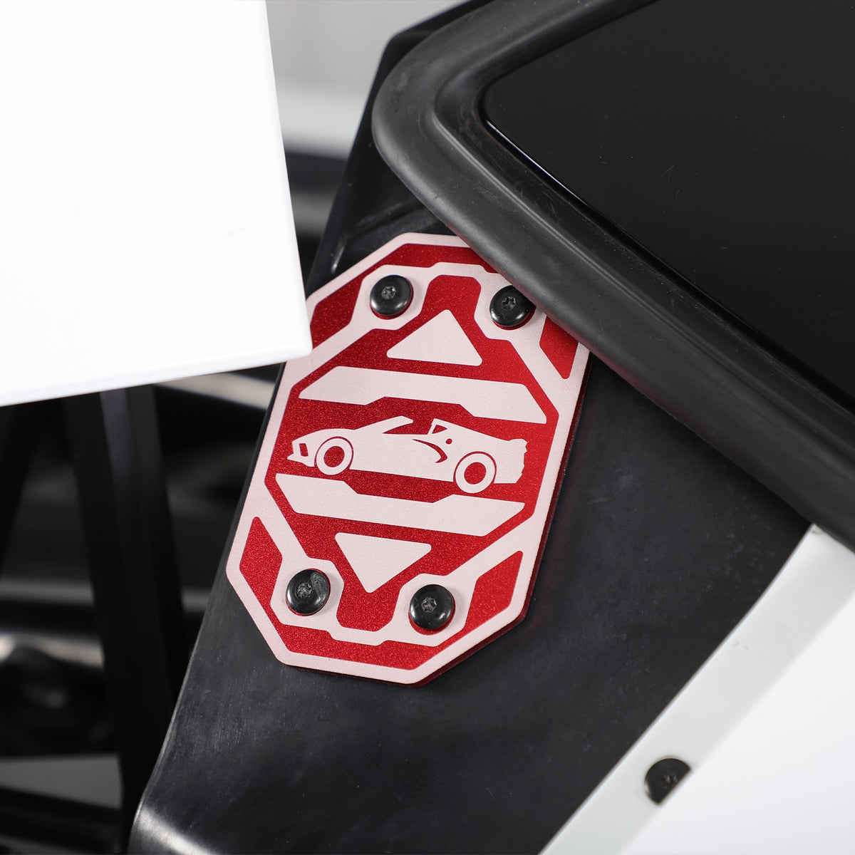 Replacement Red Aluminum Rear Quarter Window Emblem Badge For Corvette C8 20+ US 19