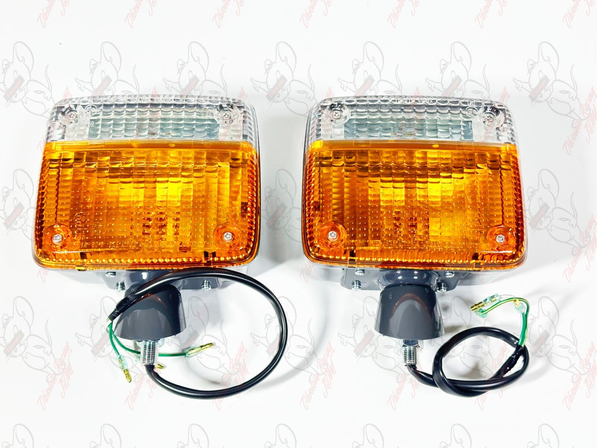 Toyota Genuine Land Cruiser FJ40 BJ40 Front Turn Signal Lights Lamp LH & RH OEM 5