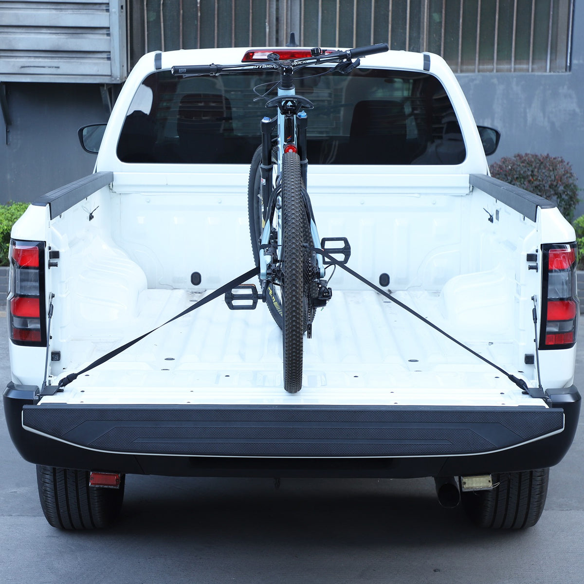 Black Carbon Steel Tailgate Anchor Trim For Nissan Frontier D41 2022+ 13