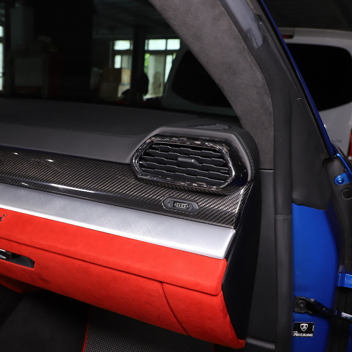 Forged Carbon Fiber Side Air Vent Outlet Trim Fit For LAMBORGHINI URUS 2018-23 9