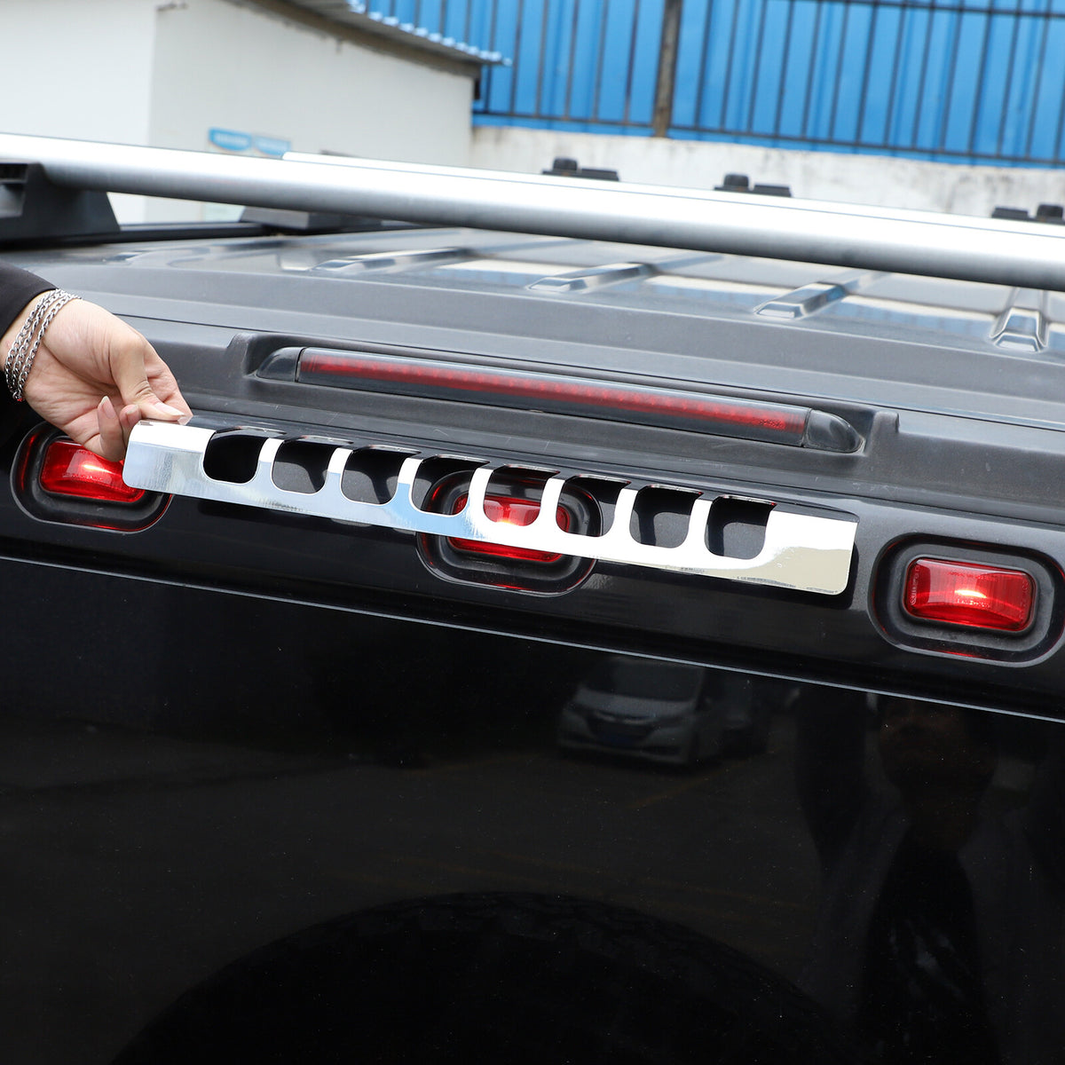 Silver Alloy 3rd High Mount Brake Light Trim Cover For Hummer H2 2003-2009 8
