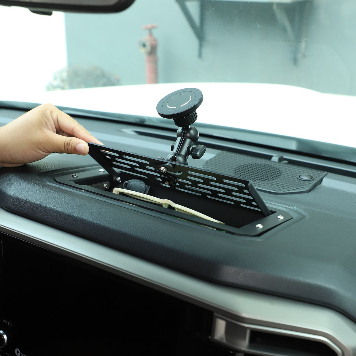 Off Road Dashboard Storage Box W/ Phone Bracket For Toyota Tundra/Sequoia 22+ 11