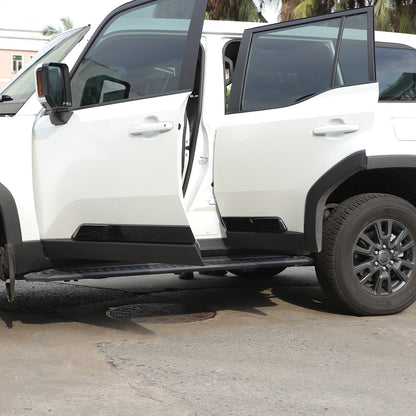 Glossy black Body Side Door Moulding Cover Trim For Toyota Land Cruiser LC250 24 2