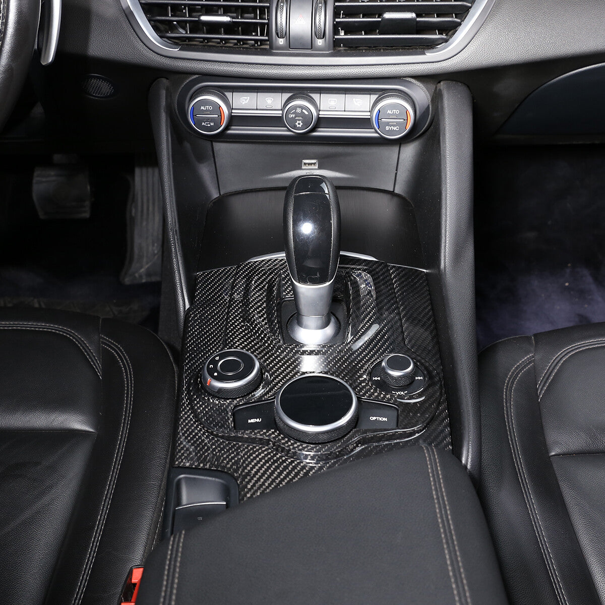 For Alfa Romeo Giulia Stelvio 2017-19 Central Control Gear Panel Cover 3