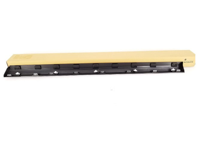 NISSAN 2009-2014 Murano Driver Front Lower Door Molding LH 80871-1AA2B OEM 4