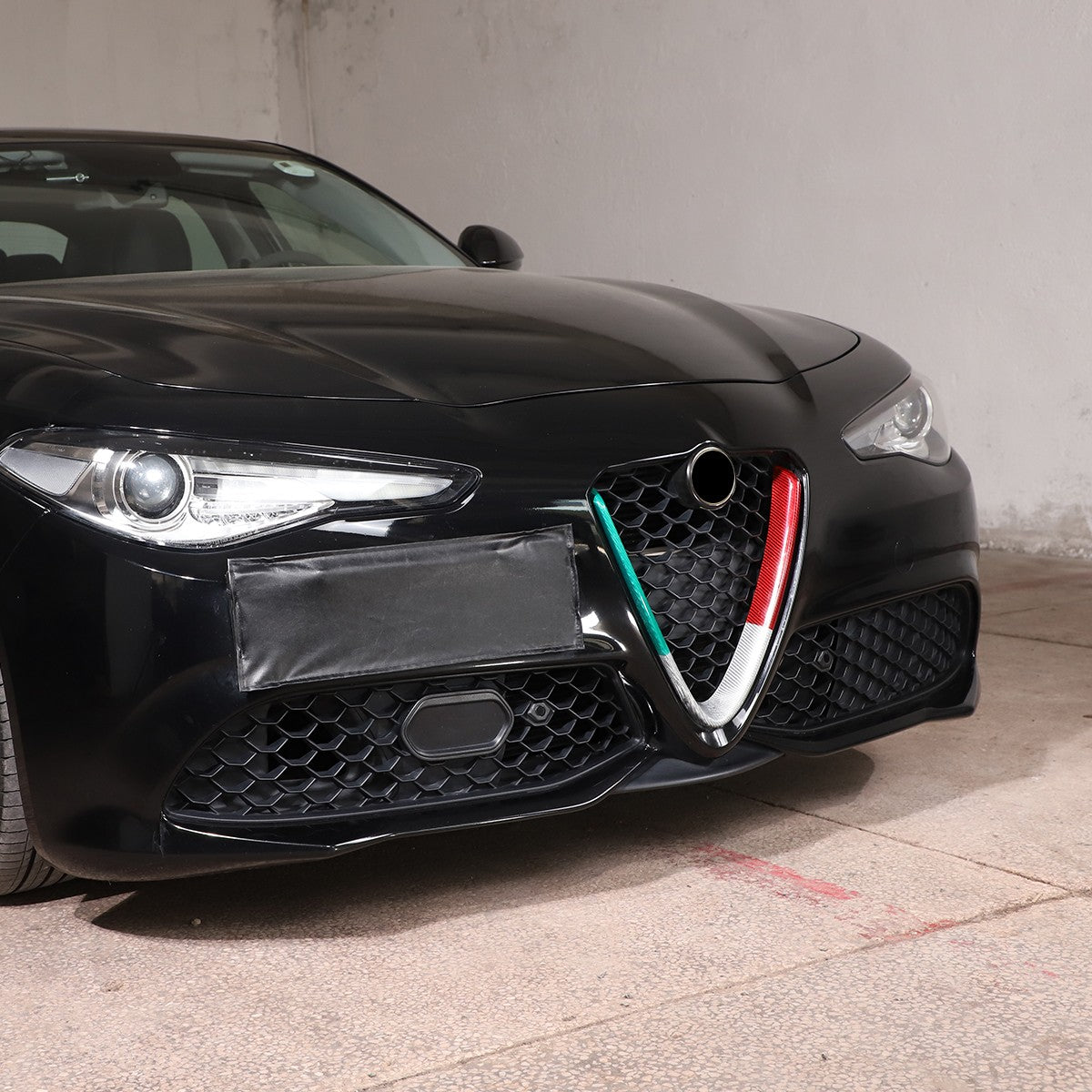 Tricolor Real Carbon Fiber Grille V-Shaped Trim For Alfa Romeo Giulia 2017+ US 11