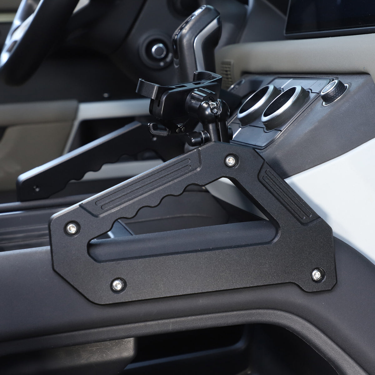 Black Alloy Center Door Pull Handle Panel Cover trim For LR Defender 2020-24 6