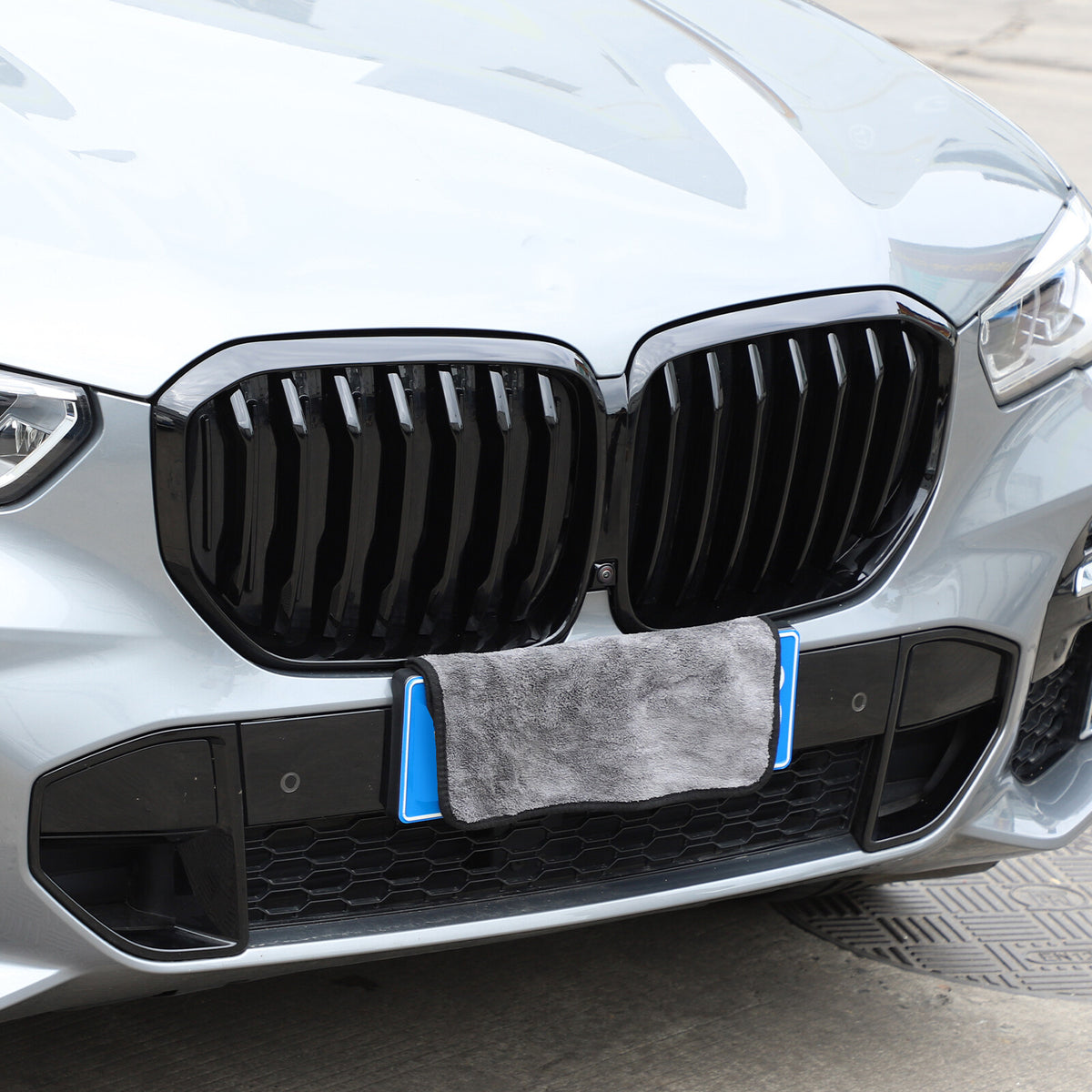 Replace Glossy Black Front Kidney Grille For BMW X5 G05 2019-2022 2023 13