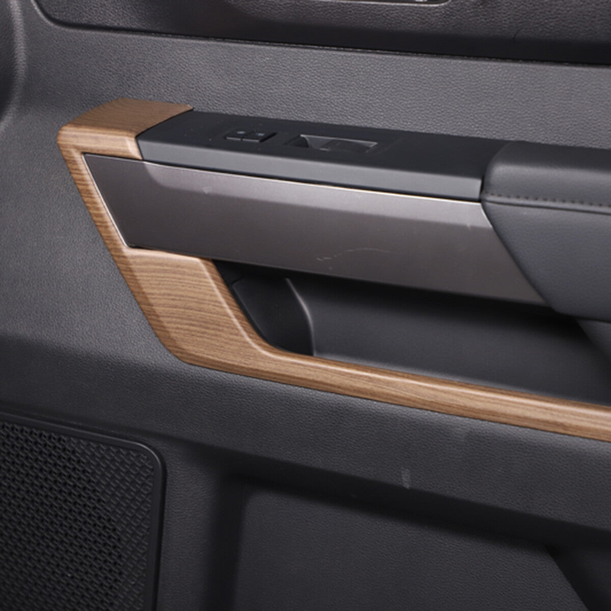 Pear Wood Interior L Strip Door Panel Trim For Toyota Tundra Sequoia 2022-26 US 3