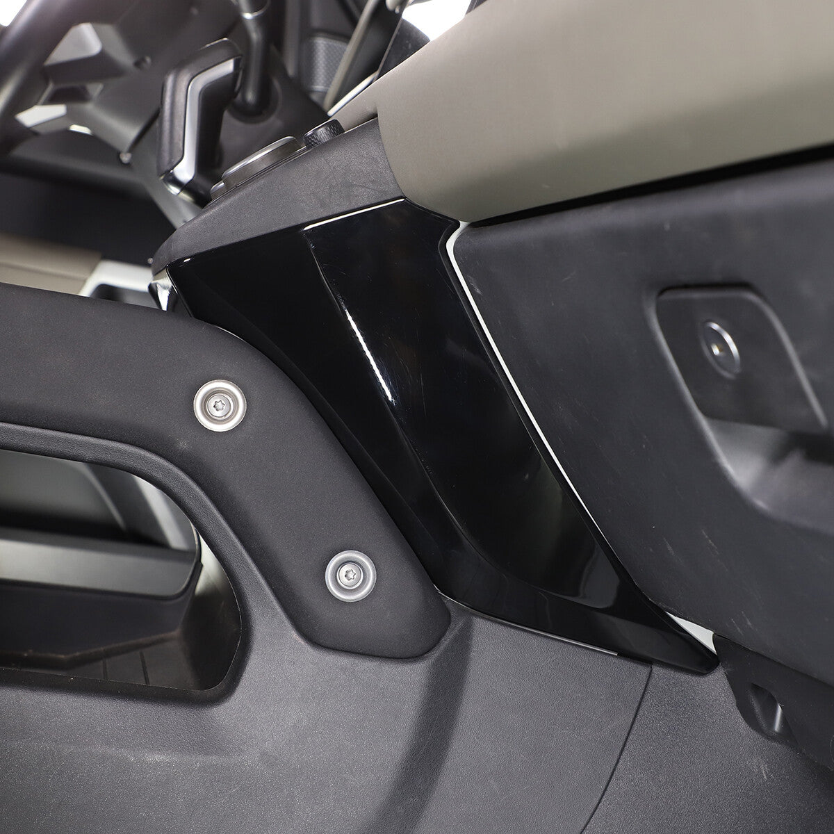 Glossy Black Center Console Knee Side Cover Trim For Land Rover Defender 2022-23 4