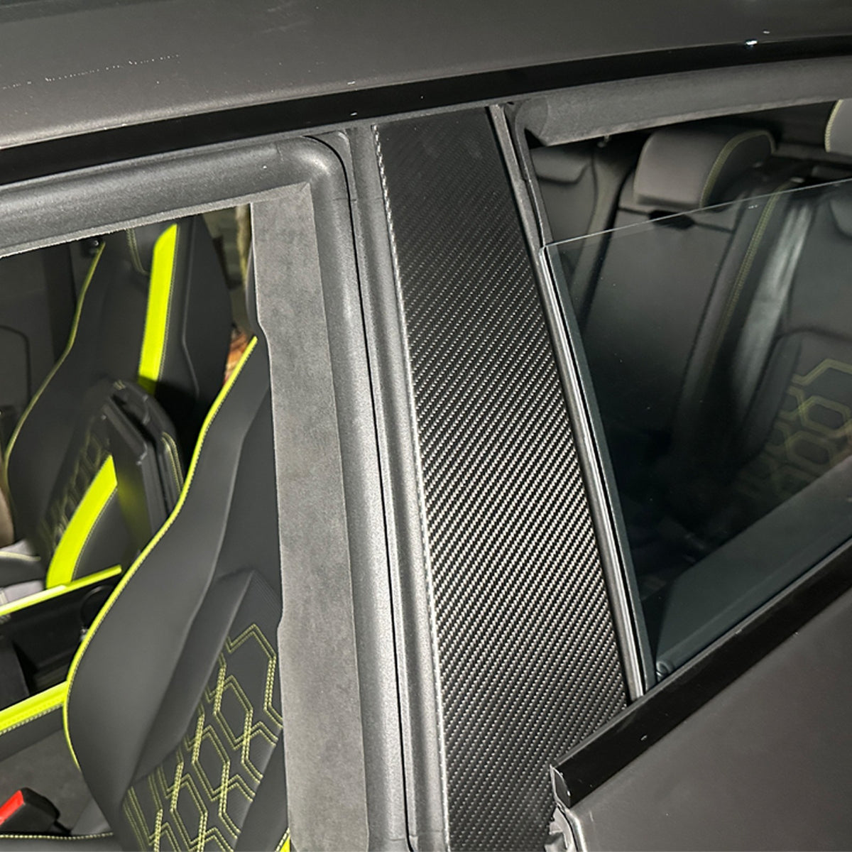 Matte Real Dry Carbon Fiber Windshield B-pillar Trim For Lamborghini URUS 18-23 18