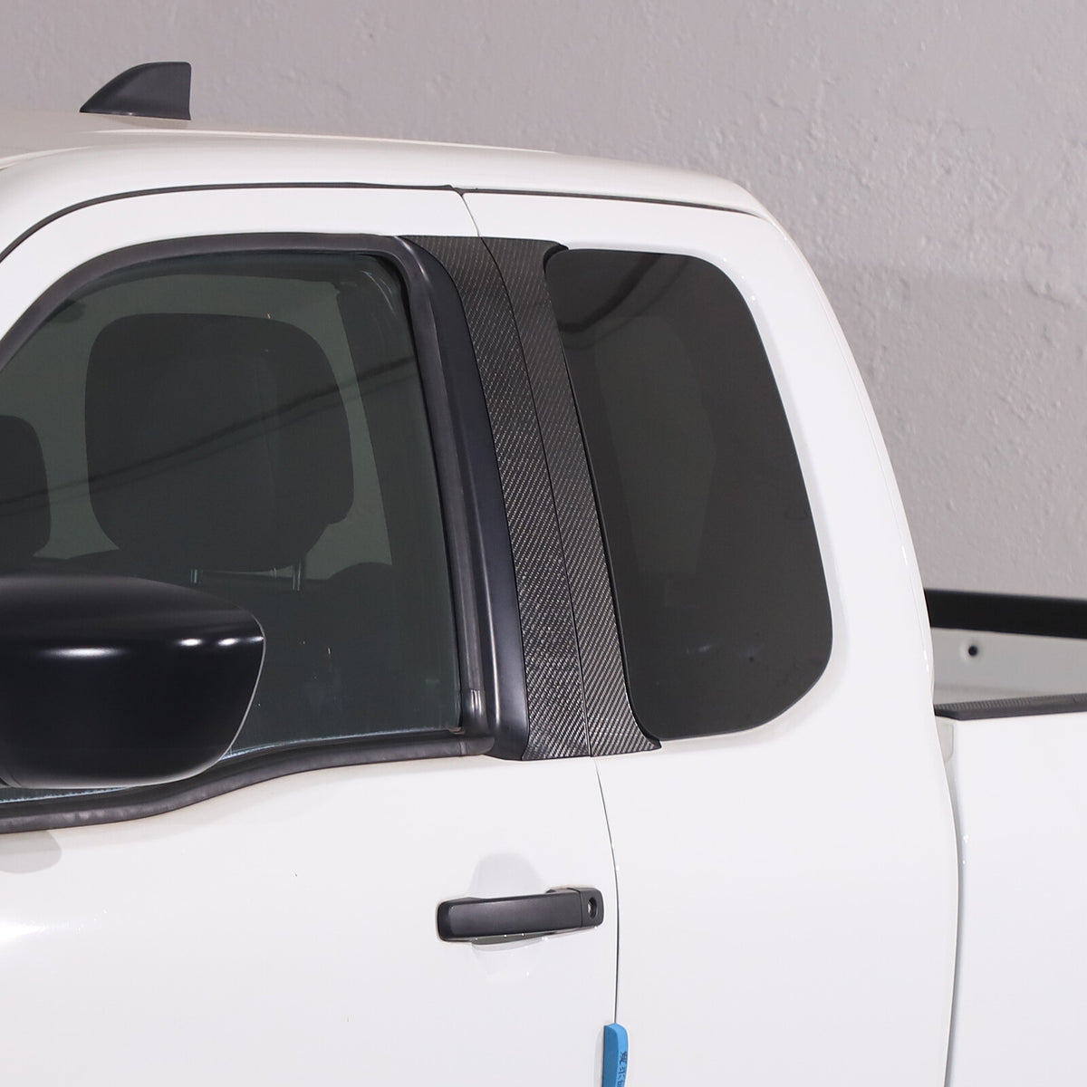 Carbon Fiber Center Door Pillar Post Trim Cover For Nissan Frontier D41 2024+ 9