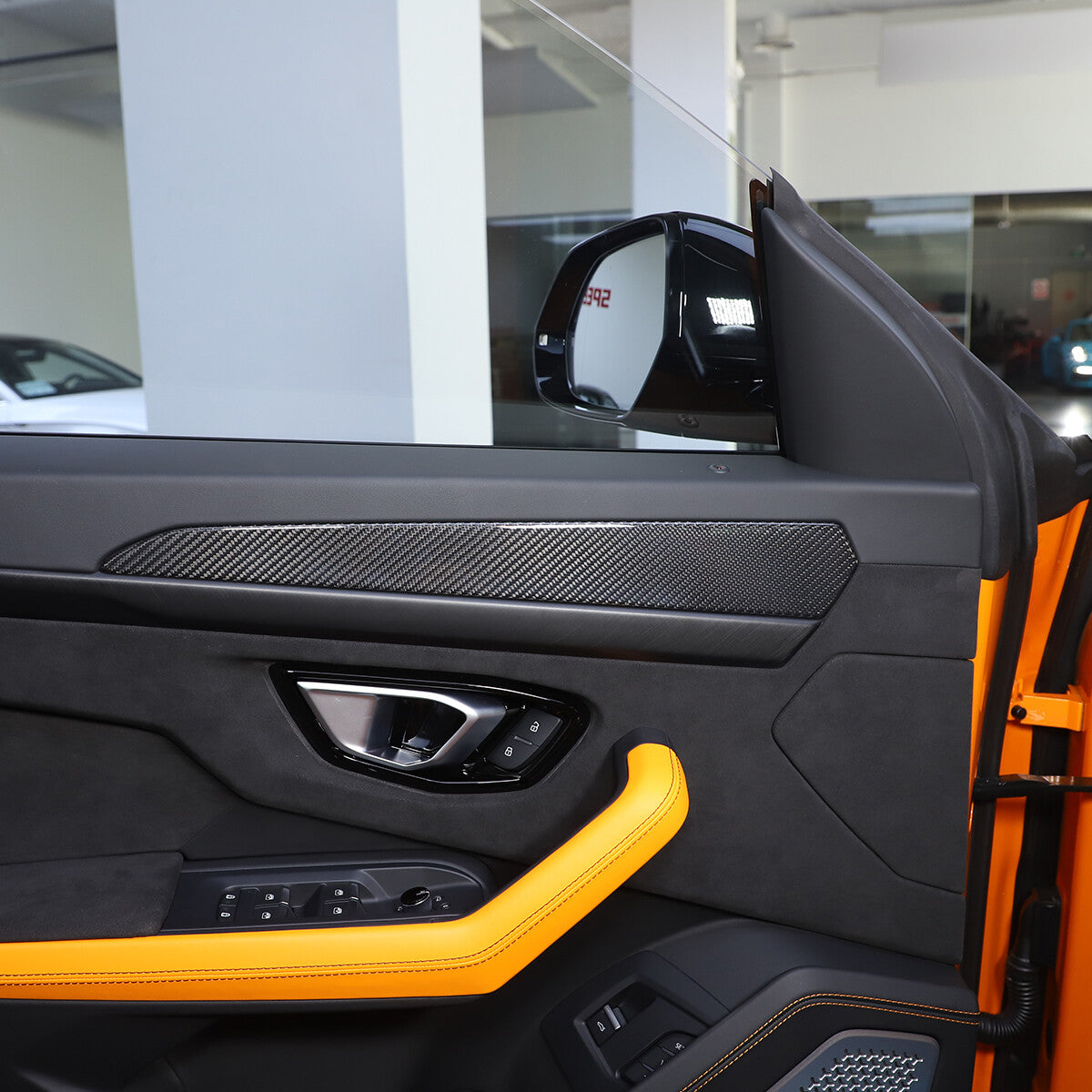 Real Carbon Fiber Interior Door Panel Cover Trim For Lamborghini URUS 18-23 US 8