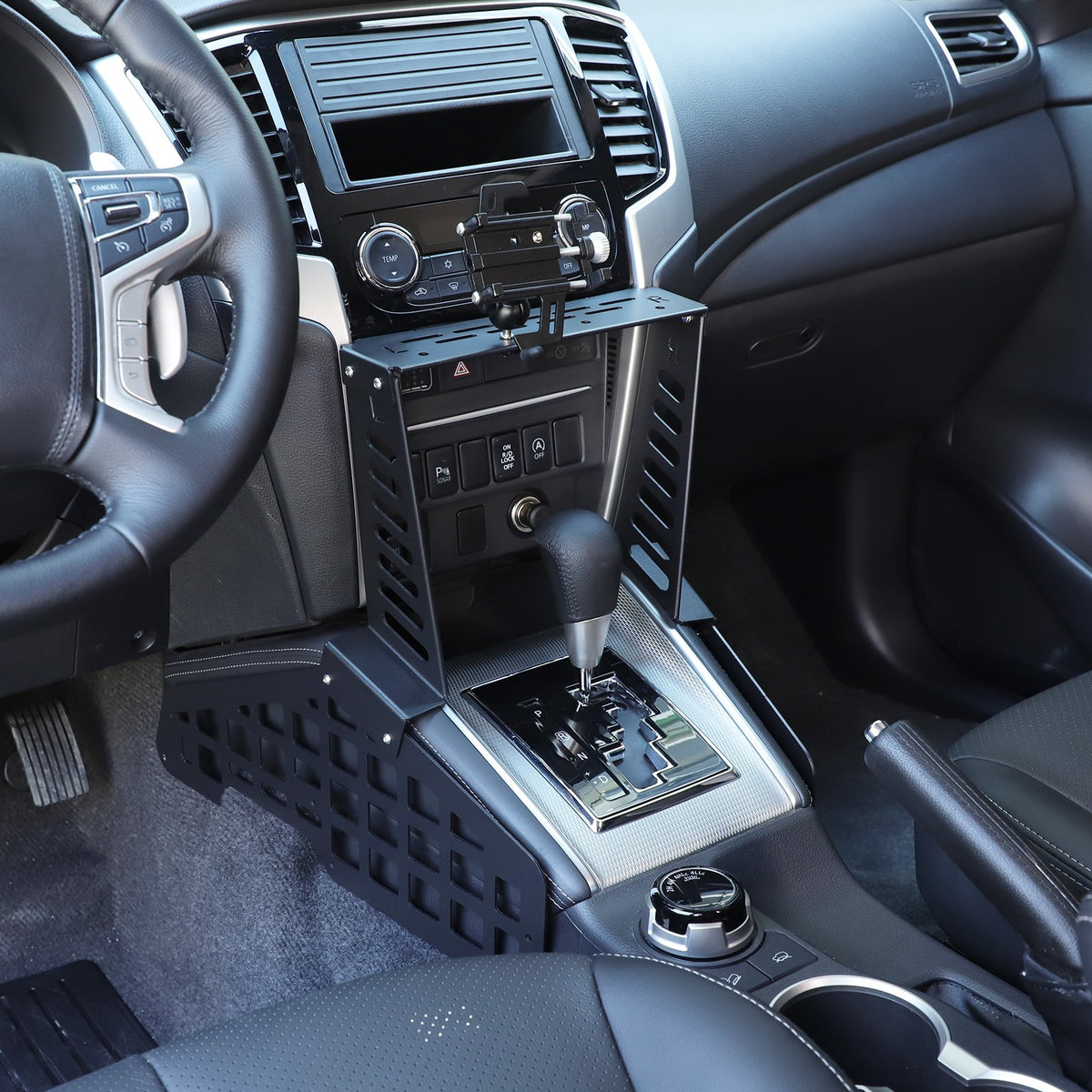 Off Road Molle Panel Digital Device Mount For Mitsubishi L200 Triton 19-23 4
