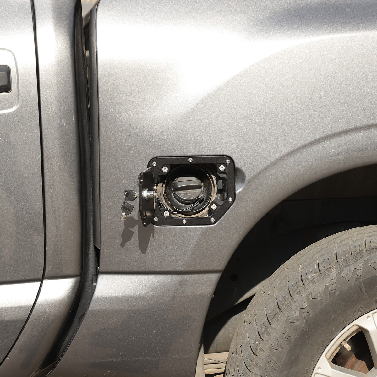 Car Gas Tank Fuel Cap Gate Tank Lock Door Locking Cover For Nissan Titan 16-23 10