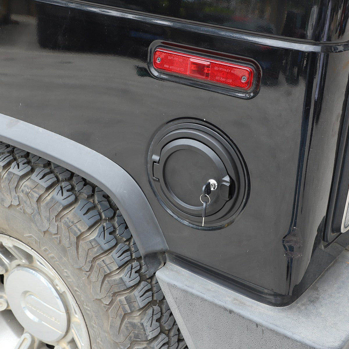For Hummer H2 2003-2009 Black Locking Fuel Door Gas Tank Cap Cover Aluminum US 24