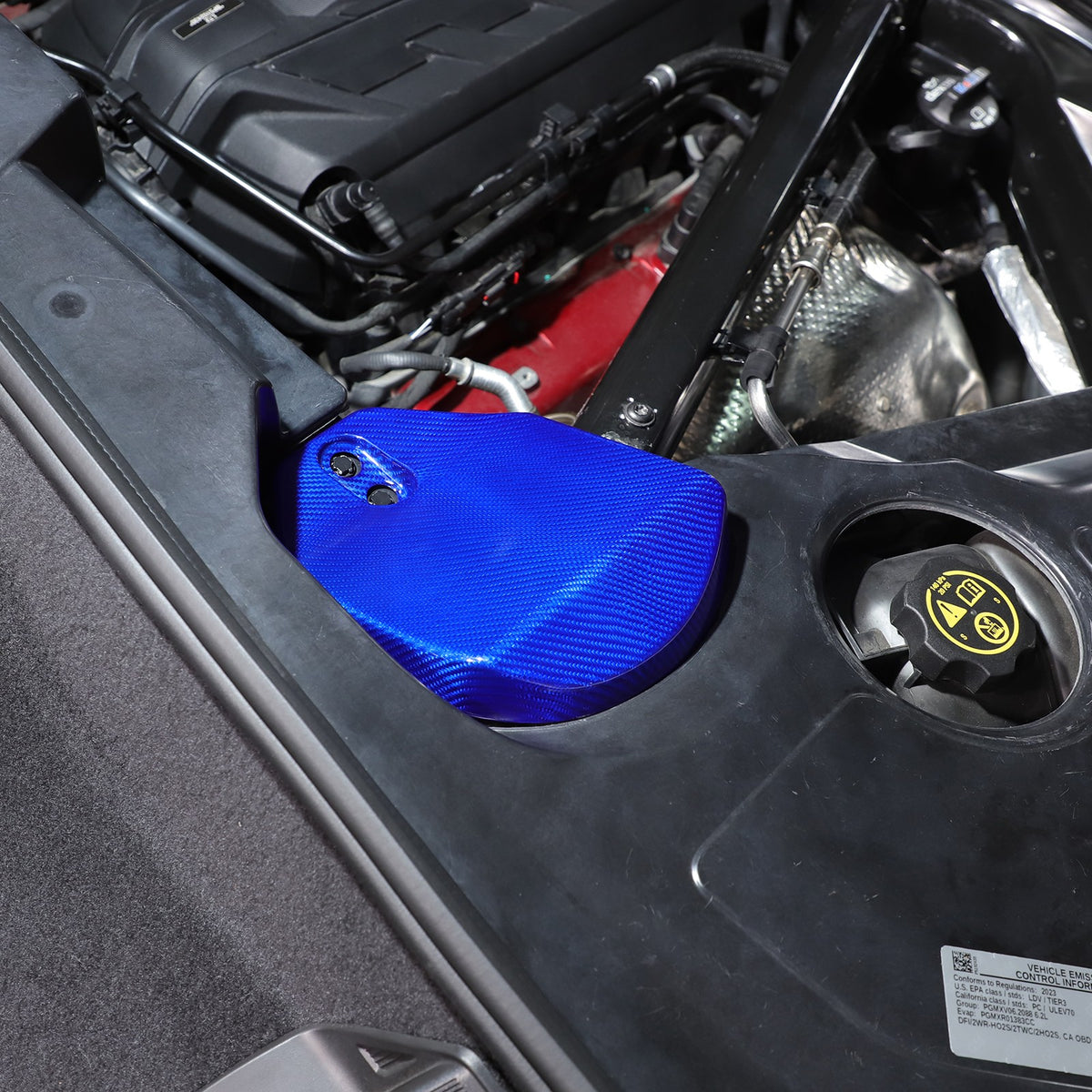 Blue Real Carbon Fiber Rear Strut Shock Tower Cover Mag Ride For Corvette C8 20+ 12