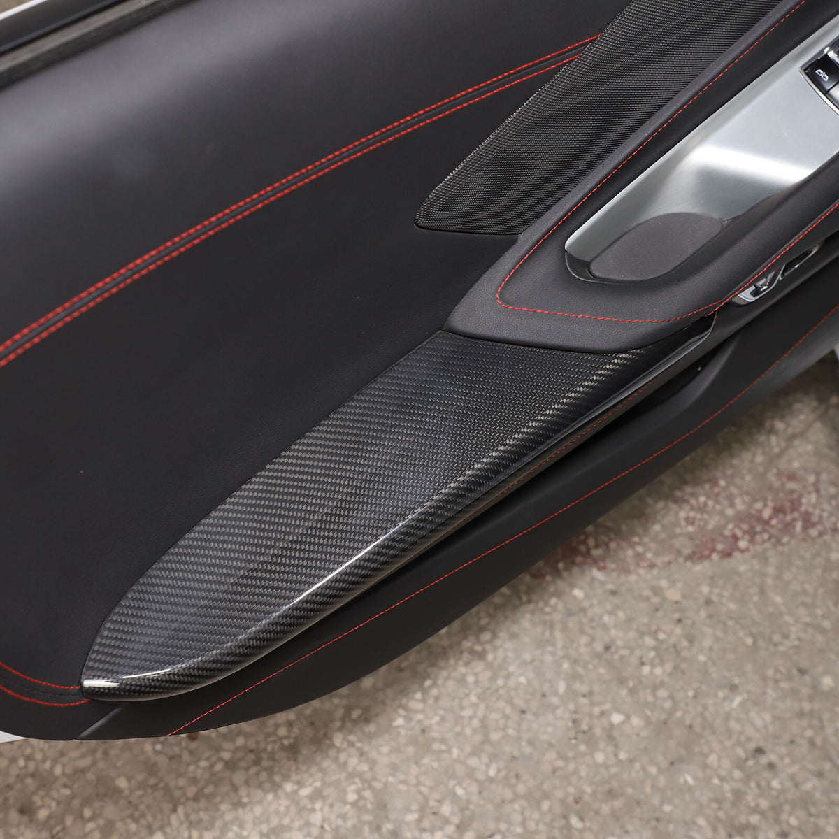 Dry Real Carbon Fiber Car Door Armrest Cover Trim For Corvette C8 Z51 Z06 20-26 1
