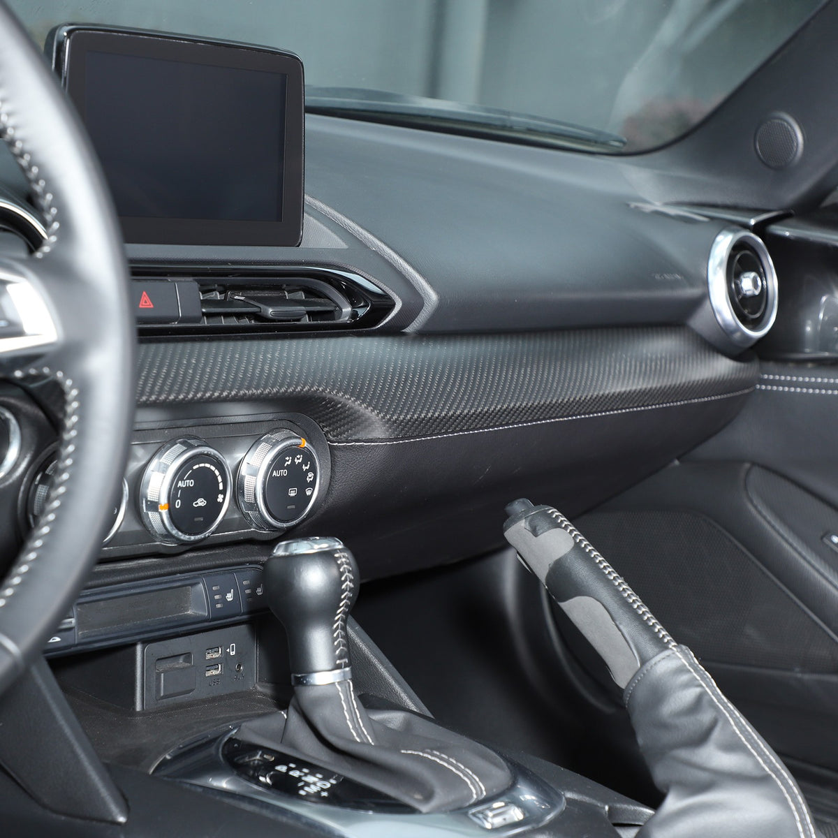 Matte Real Carbon Fiber Dashboard Center Trim Trim For Mazda MX-5 Miata 2016+ 11