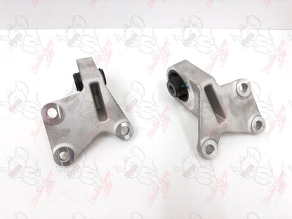 Mitsubishi OEM Rear differential bracket Left & Right Set 3517A073 3517A074 6