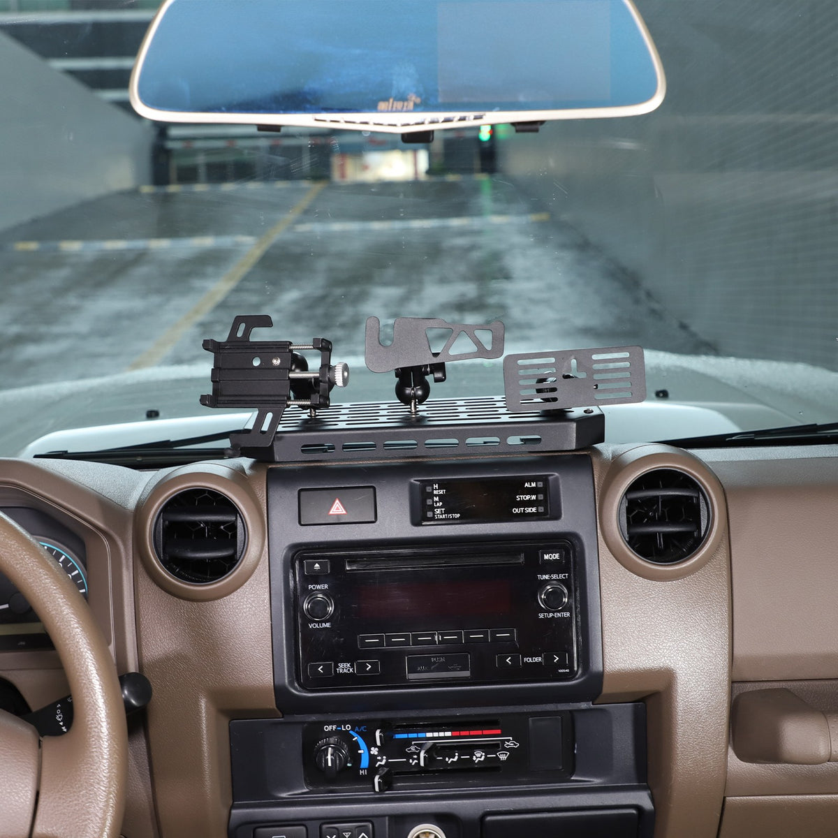 Off-Road Center Air Vent Phone Bracket For Toyota Land Cruiser LC71/76/79 2009+ 18