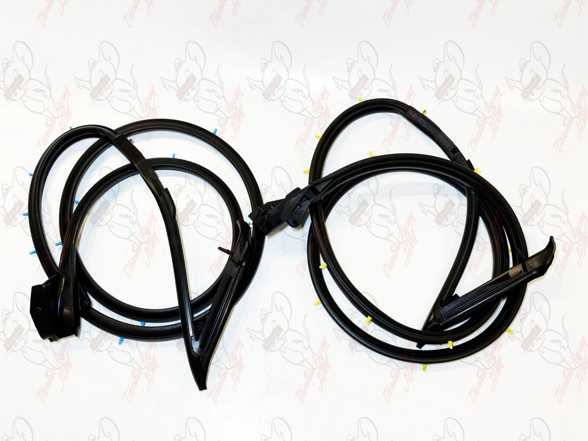 Nissan 180SX 240SX Silvia S13 Genuine Door Weatherstrip Right & Left Seals Set 6