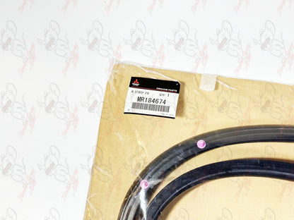 MITSUBISHI Genuine Lancer EVO5 EVO6 CP9A Front Door Weatherstrip RH & LH Set 13