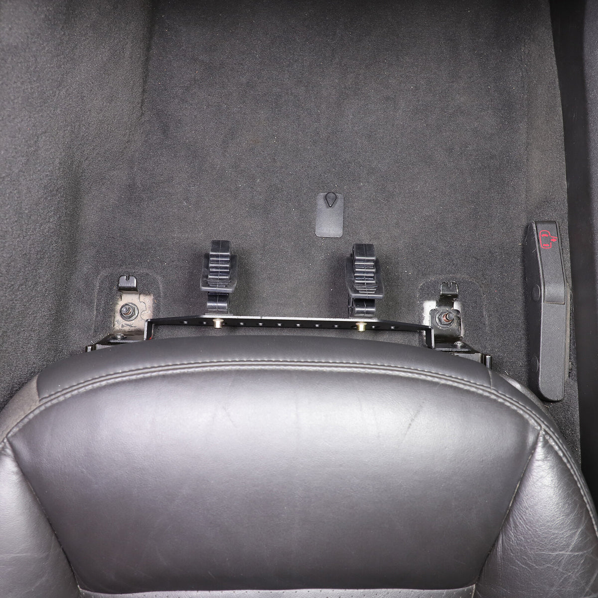 Passanger Side Under Seat Flashlight Holder Bracket Mount For Corvette C6 05-13 5