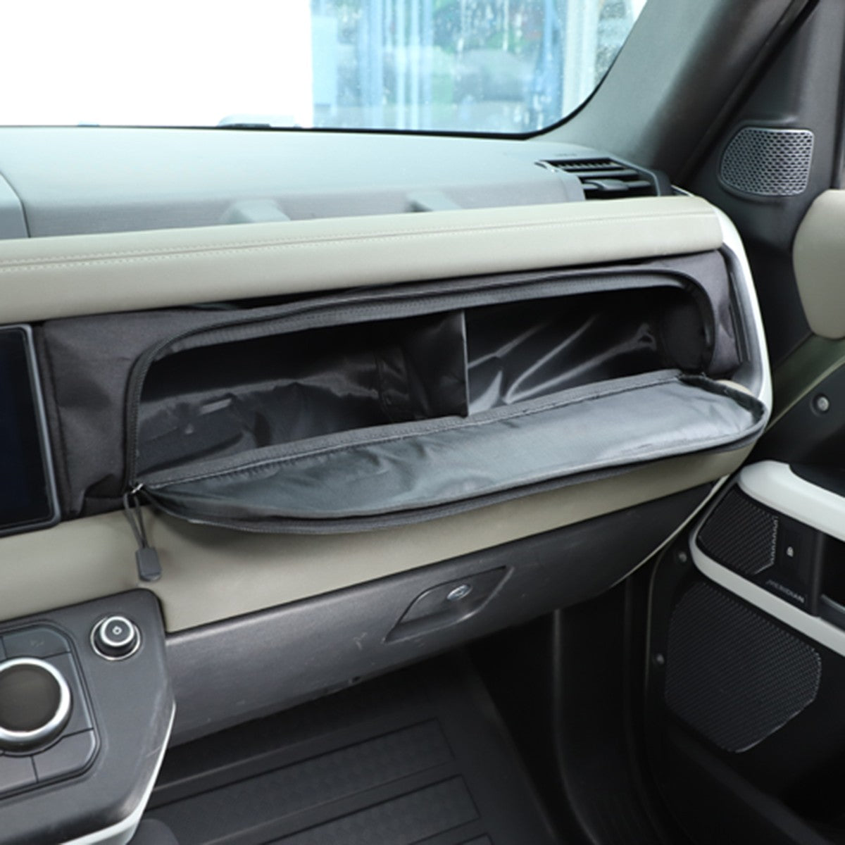 Passenger Side Dashboard Storage Bag Tray For Land Rover Defender L663 2020+ 9