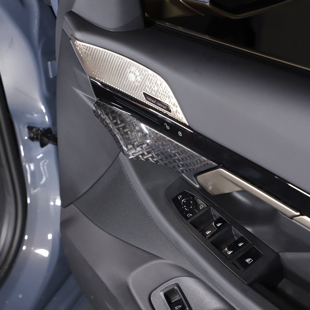 X Style Real Carbon Fiber Inner Front door Cover Trim For BMW 5 Series G60 2024+ 13