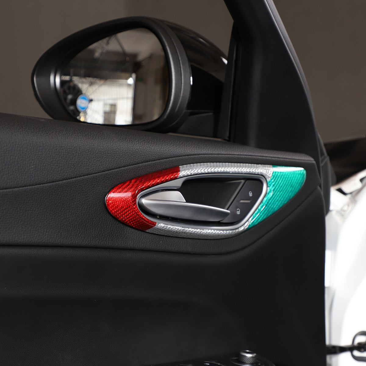 Tri-Color Real Carbon Fiber Inner Door Handle Trim For Alfa Romeo Giulia 2017-20 3