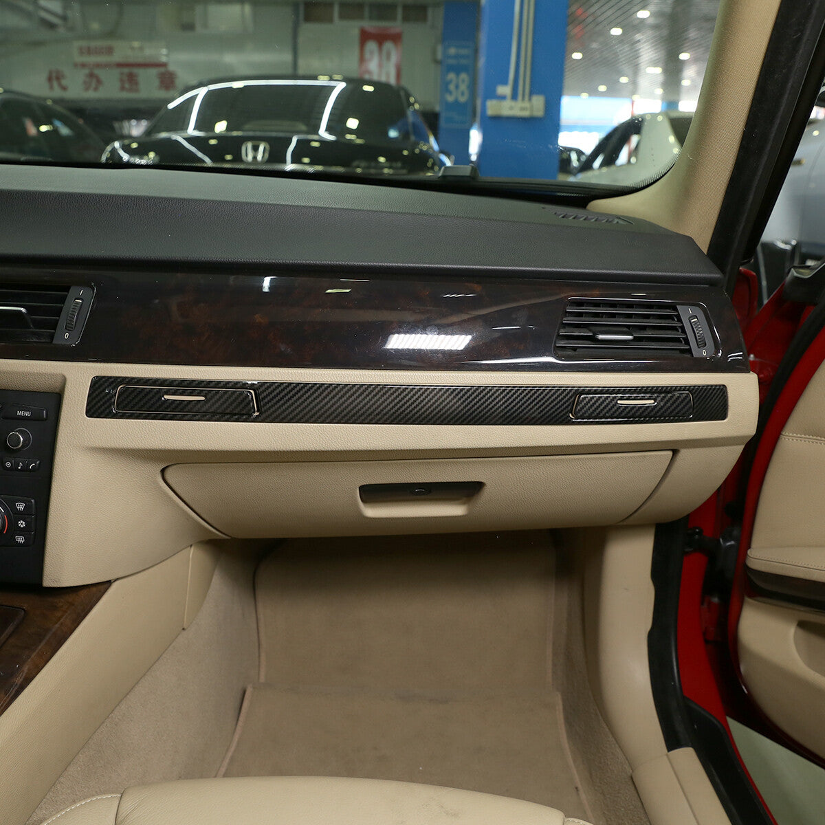 8pcs Carbon Fiber Style Interior Panel trim Cover For BMW 3 Series E90 05-12 6