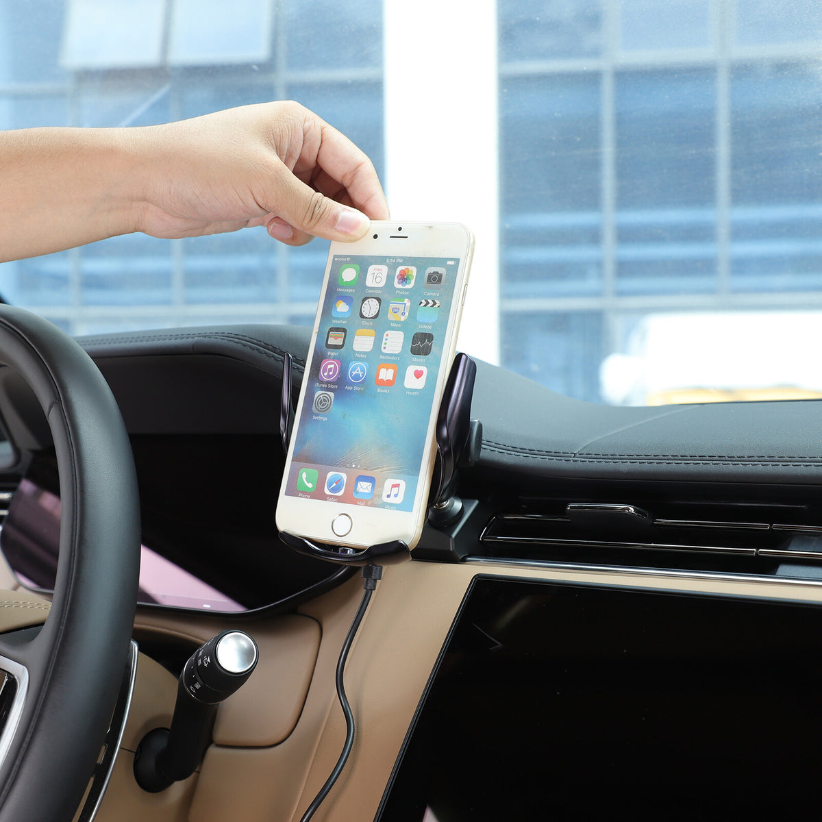 Wireless Charging Navigation Phone Bracket For Range Rover Vogue L460/Sport L461 17