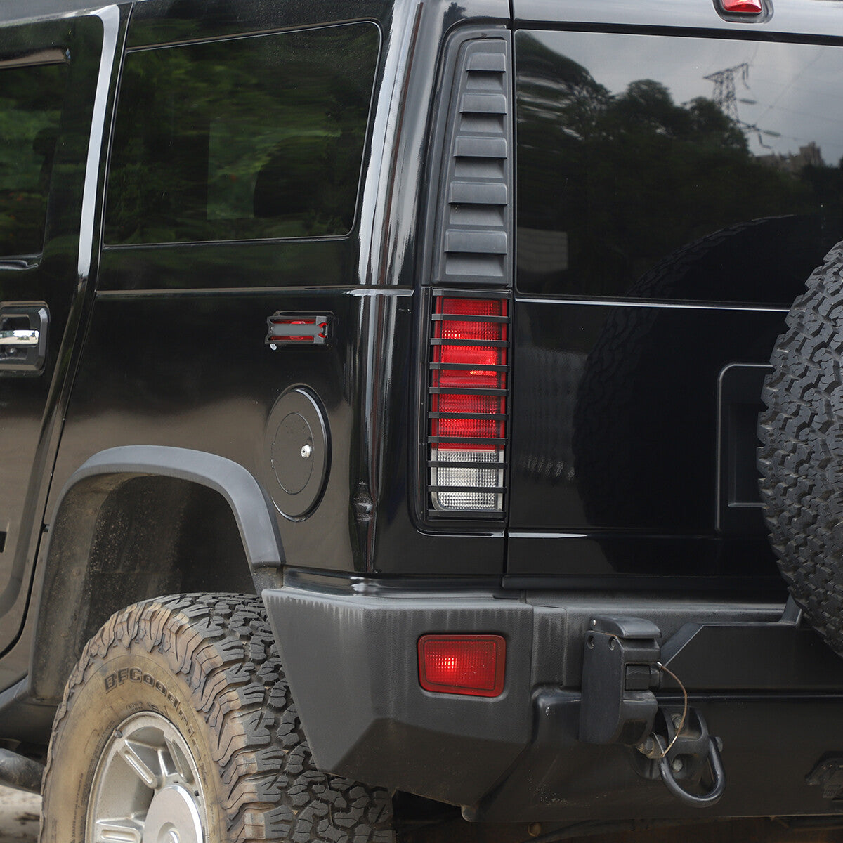 Carbon Steel Rear Tail Light Guard Cover Trim For Hummer H2 03-09 7