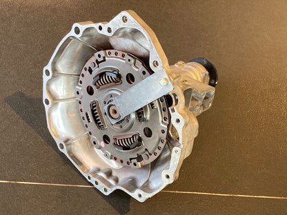 Nissan Genuine R35 GT-R 2007- FLYWHEEL-HOUSING Assy 32040-6AV0A OEM 5