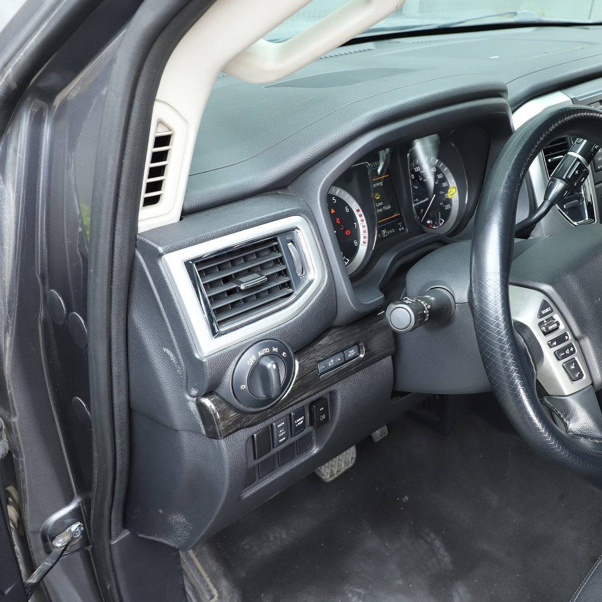 Black Wood Grain ABS Glove Box Upper Trim For Nissan Titan 2016-2023 US 15
