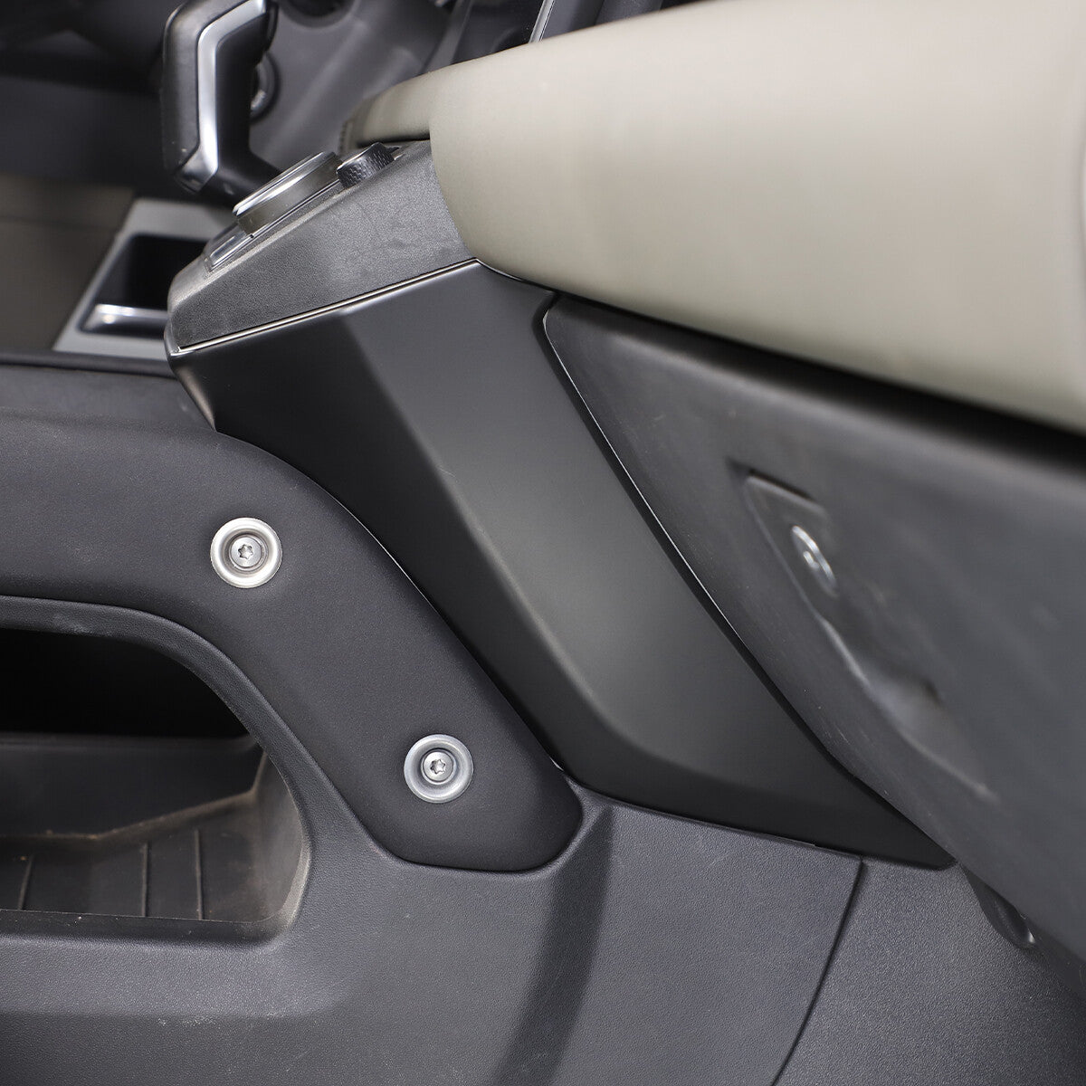 Matte Black ABS Center Console Knee Side Cover For Land Rover Defender 2022-23 6