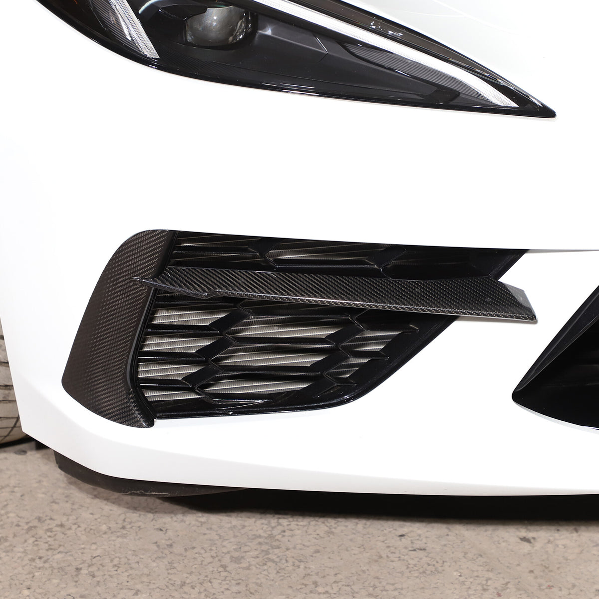 Real Dry Carbon fiber Front Bumper Fog Light Lamp Trims for Corvette C8 2020-26 2