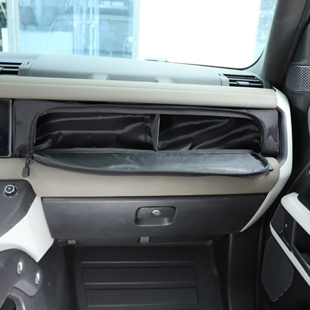 Passenger Side Dashboard Storage Bag Tray For Land Rover Defender L663 2020+ 10