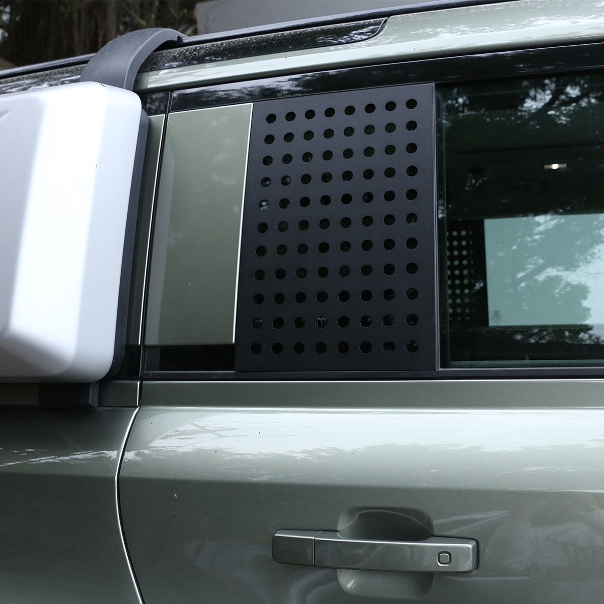 Black Aluminum Side Window Panel Trim For LR Defender L663 110 2020-2023 US 3