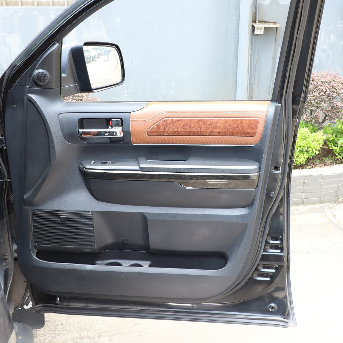 Black Wood Grain ABS Door Armrest Lower Trim For Toyota Tundra 2014‑2020 13