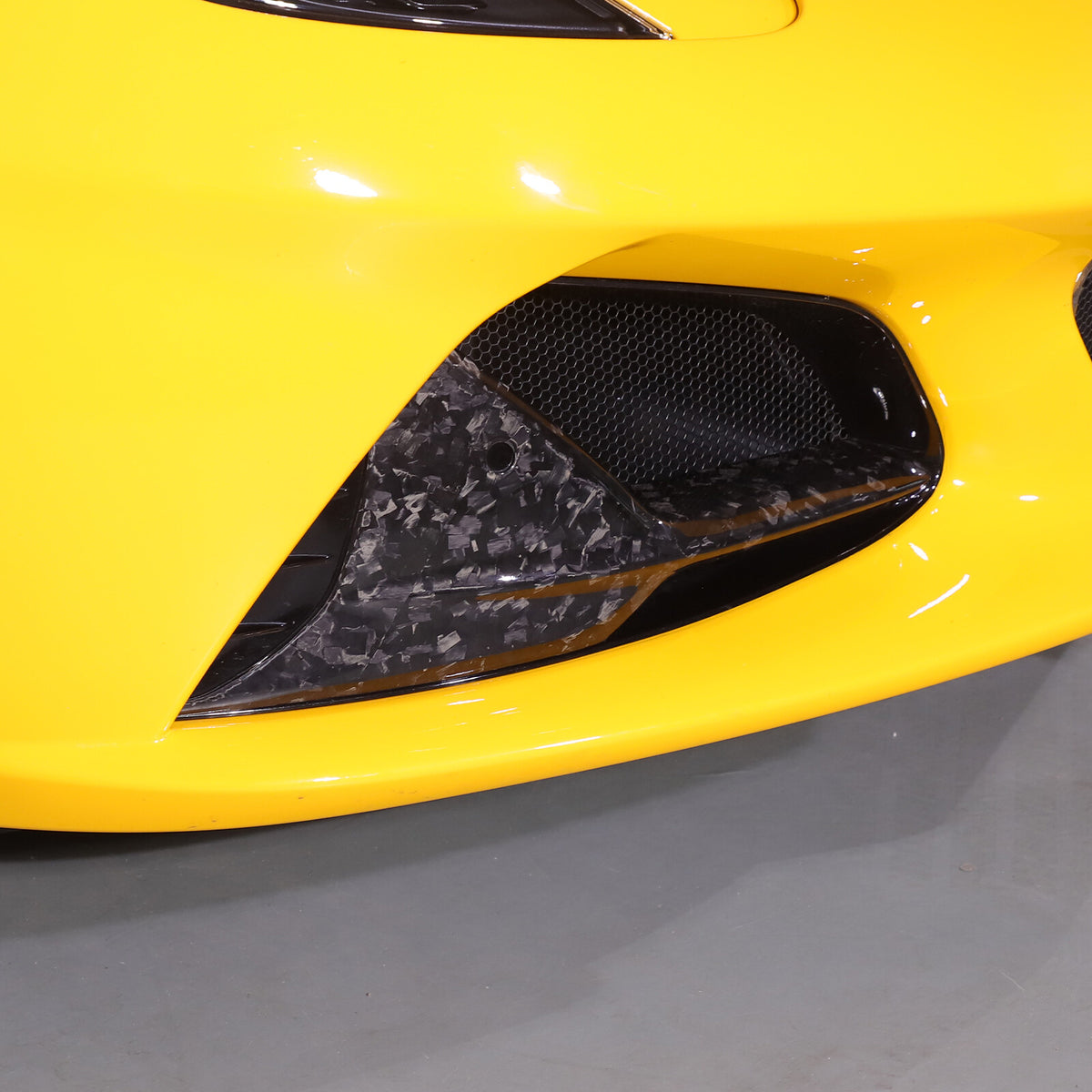 Forged Real Carbon Fiber Front bumper Grille camera Trim For Lotus EMIRA 2023-25 3